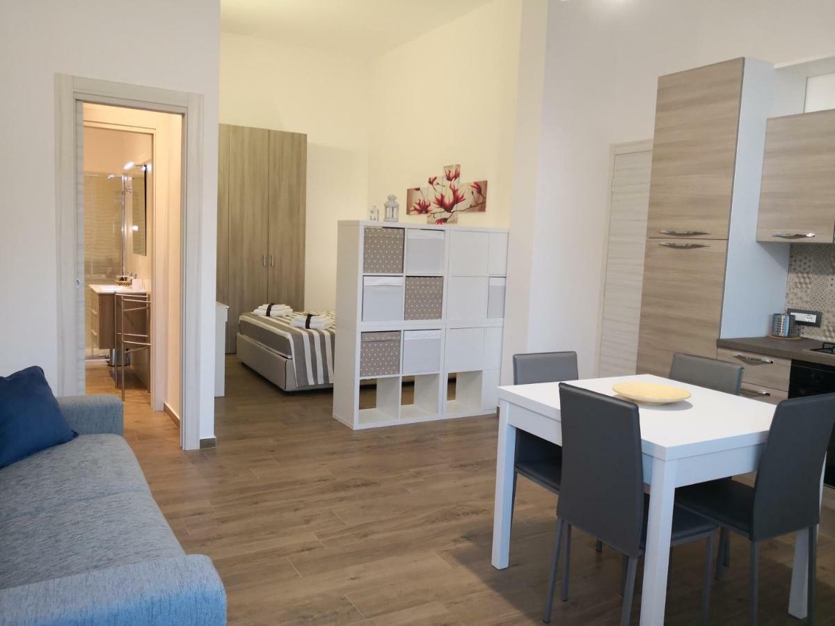 Tiny House Naxos Ξενοδοχείο Giardini Naxos Εξωτερικό φωτογραφία